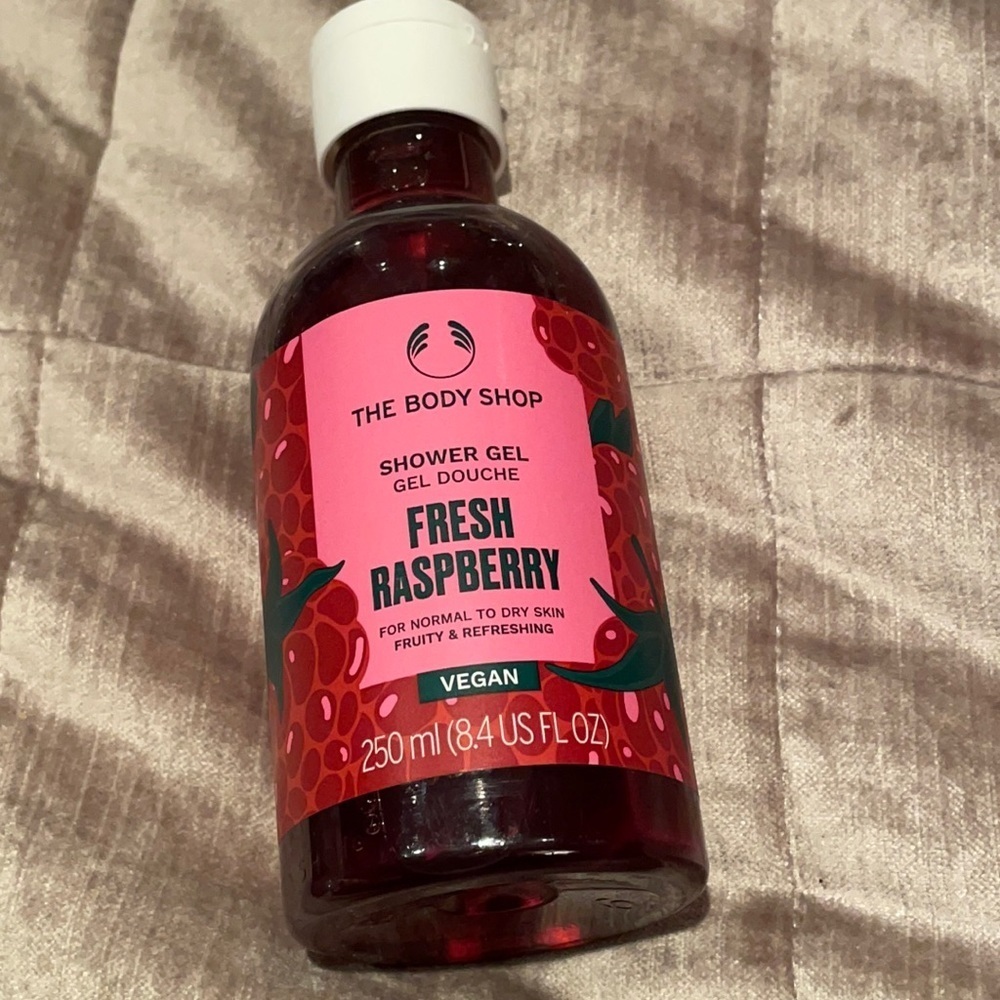 THE BODY SHOP Fresh Raspberry Shower Gel NWOTS